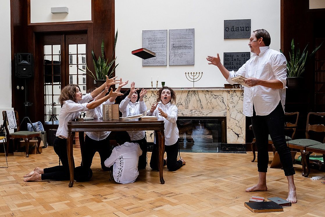 סיפורו של ספר